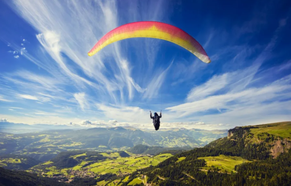 Paragliding in Bir Billing